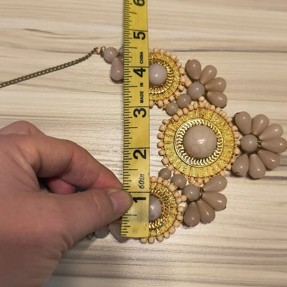 Vintage Floral Statement Bib Necklace Peach/Gold Neutral Bib Faux